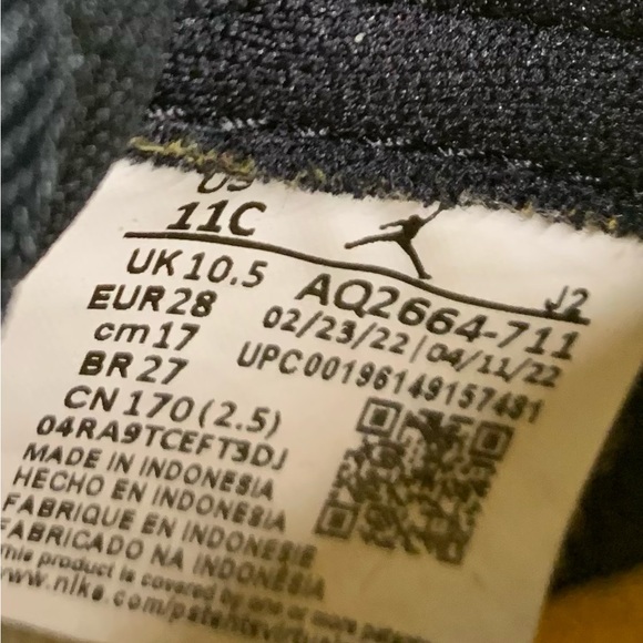 Jordan 1 Retro OG Toddler Sneakers - Picture 6 of 6